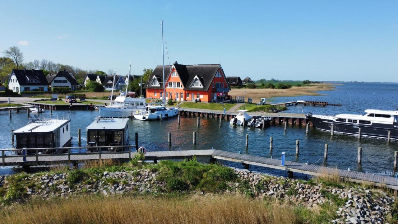 Hausboote Und Fewo Vieregge 外观 照片
